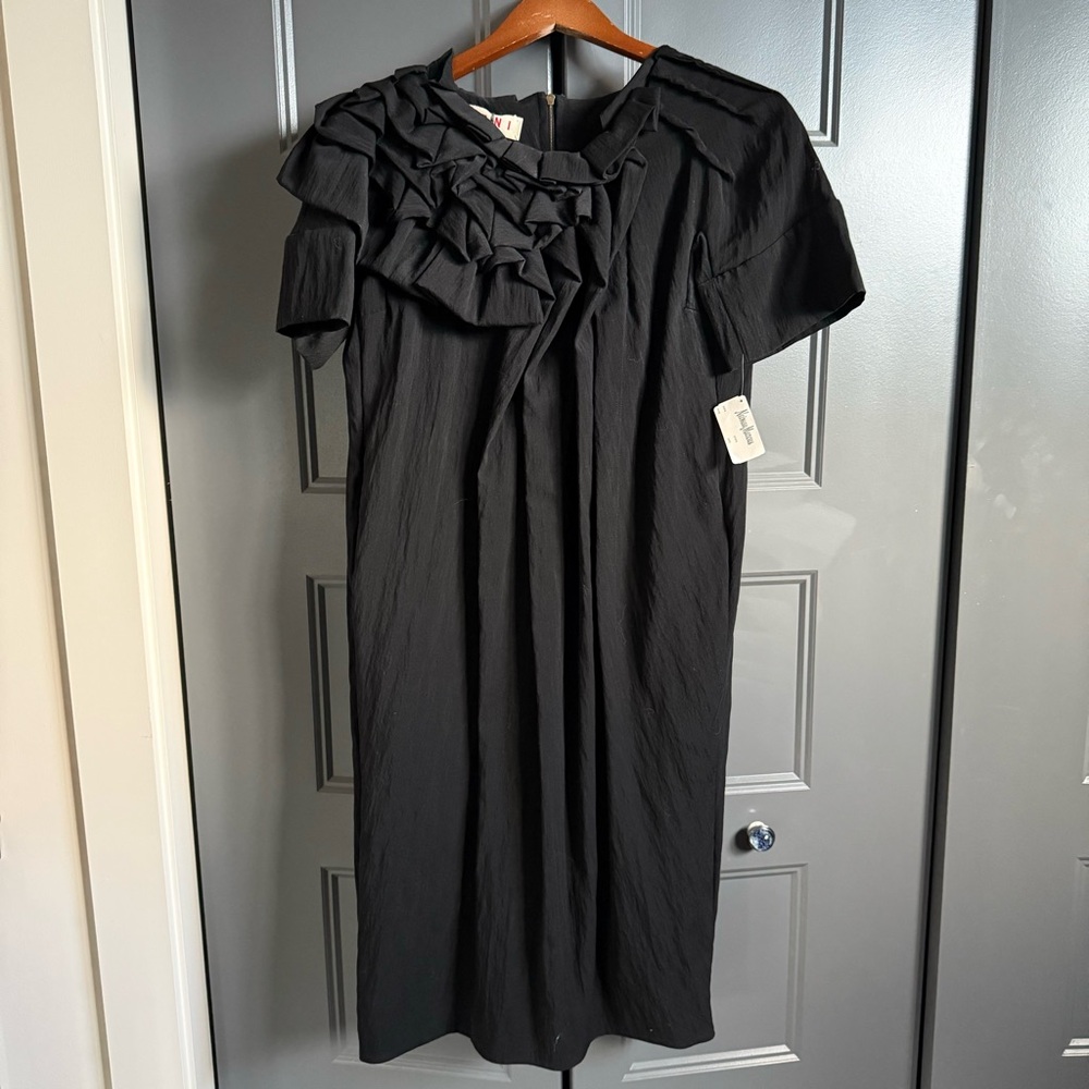 ✨New✨ MARNI Italy Black Wool Crepe Shift Dress with Pockets Sz IT 40